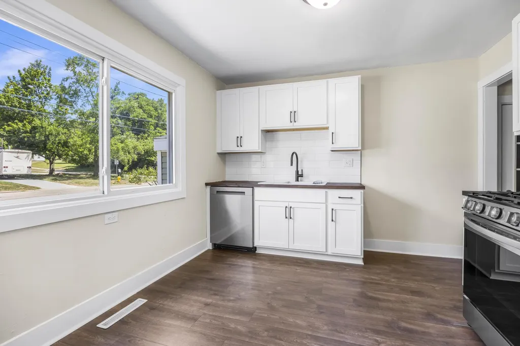 19 Mosher Avenue Battle Creek City MI 49037