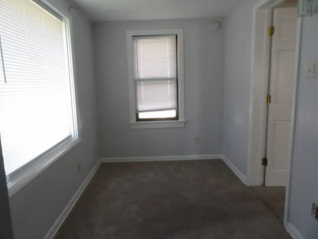 39 Troy Street Battle Creek City MI 49037
