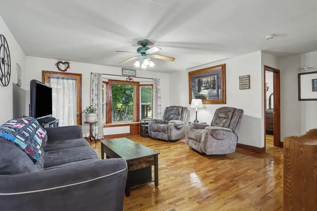 13720 N Drive S Tekonsha Township MI 49092