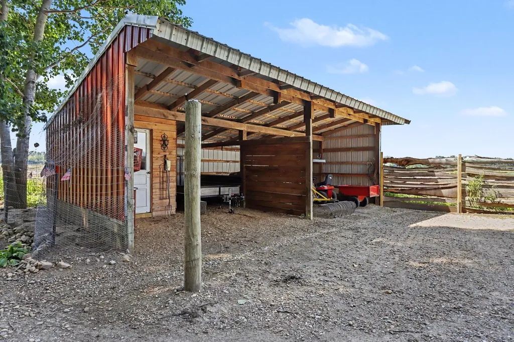 13720 N Drive S Tekonsha Township MI 49092