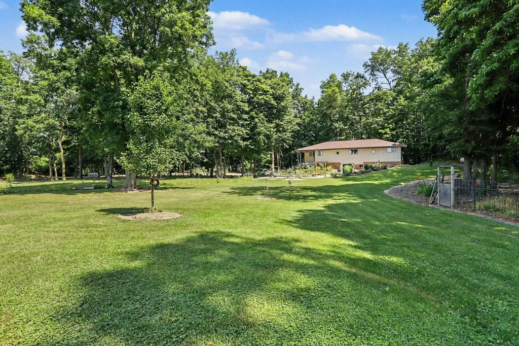 13720 N Drive S Tekonsha Township MI 49092