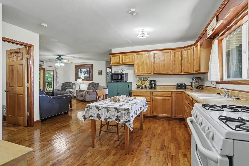 13720 N Drive S Tekonsha Township MI 49092