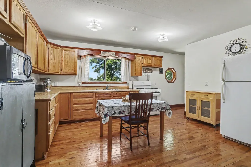 13720 N Drive S Tekonsha Township MI 49092