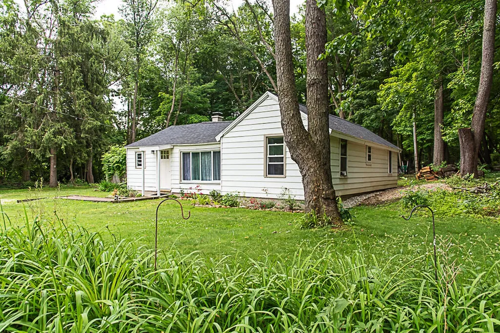 128 E Territorial Road E Battle Creek City MI 49015