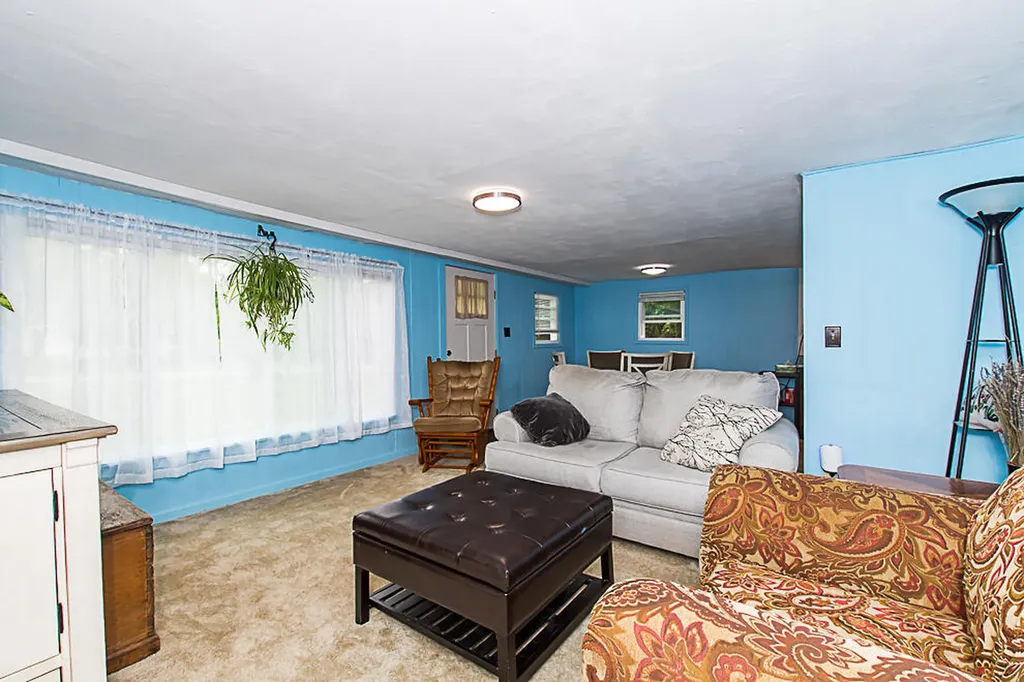 128 E Territorial Road E Battle Creek City MI 49015