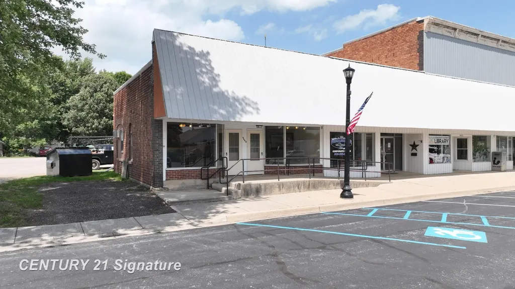9463 Genesee Street New Lothrop Village MI 48460