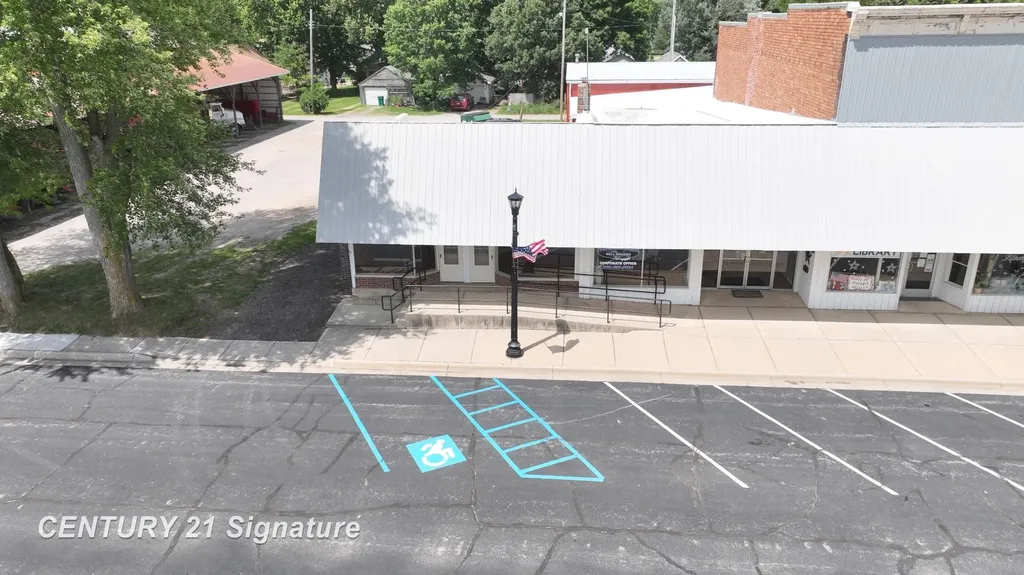 9463 Genesee Street New Lothrop Village MI 48460