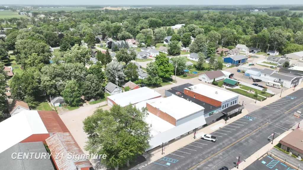 9463 Genesee Street New Lothrop Village MI 48460