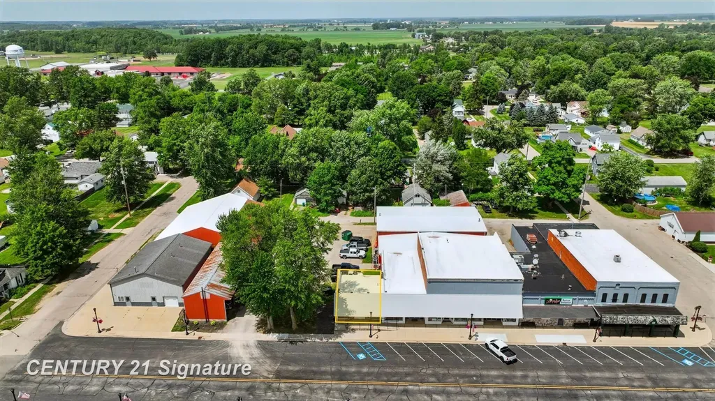 9463 Genesee Street New Lothrop Village MI 48460