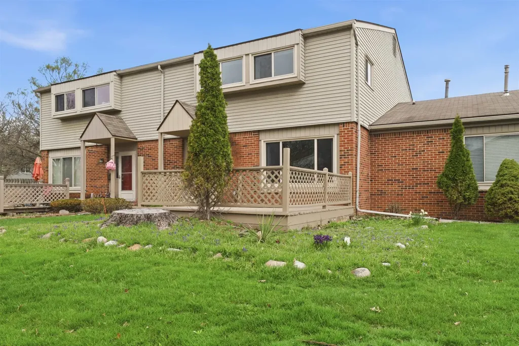 12264 Woodside Drive Grand Blanc City MI 48439