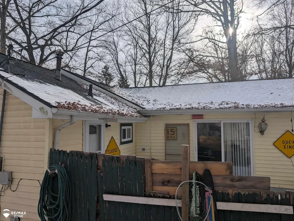 710 Lakeshore Drive Deerfield Township MI 48421