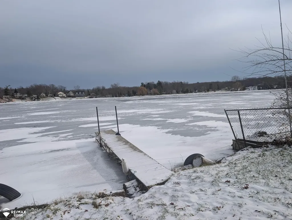 710 Lakeshore Drive Deerfield Township MI 48421