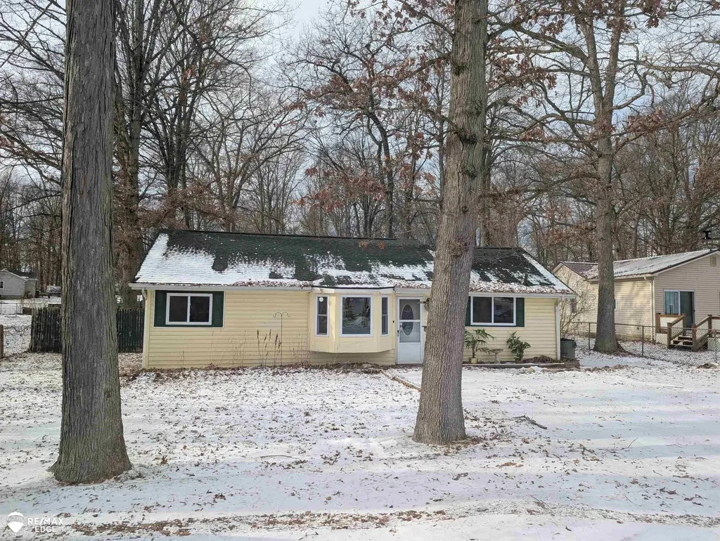 710 Lakeshore Drive Deerfield Township MI 48421