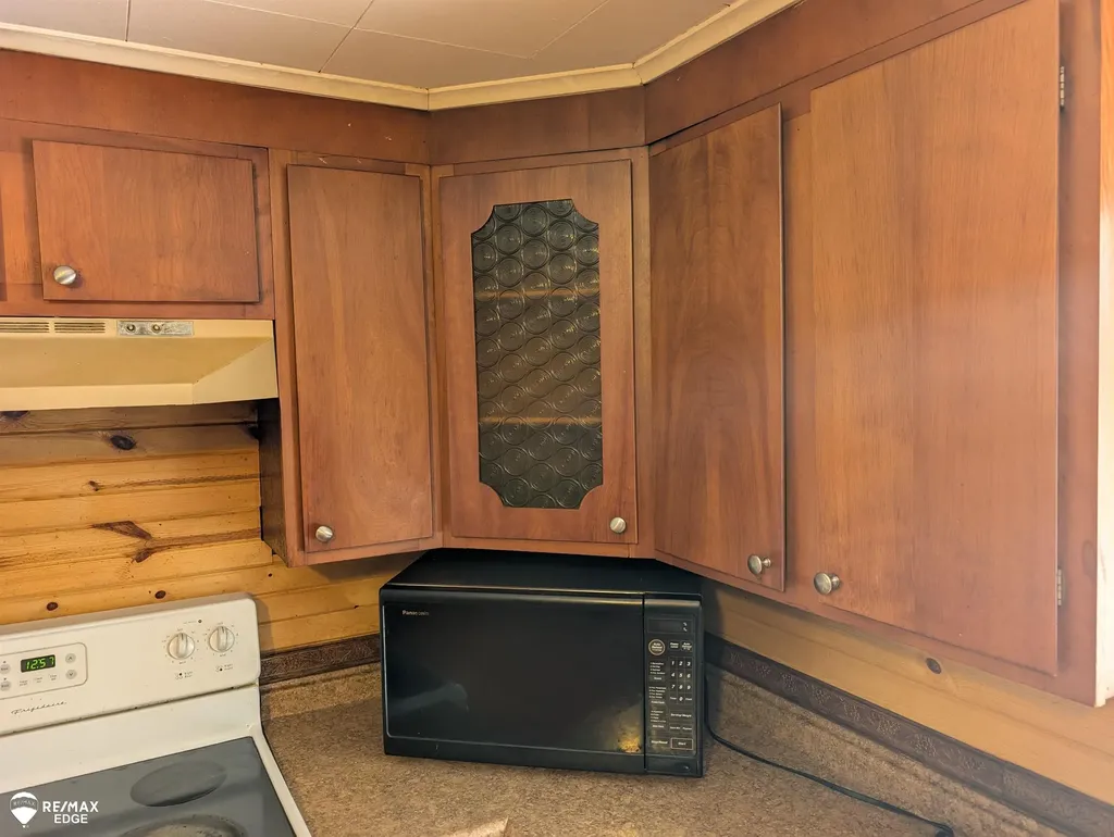 710 Lakeshore Drive Deerfield Township MI 48421