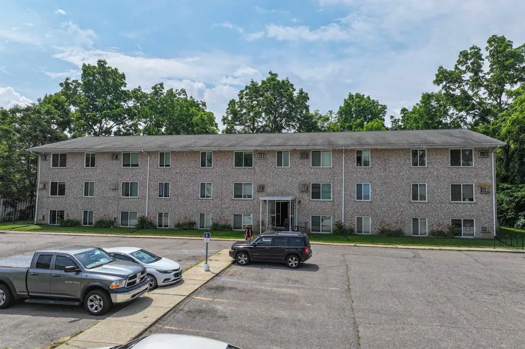 828 North Apt. #12 Street Mt. Morris Township MI 48458