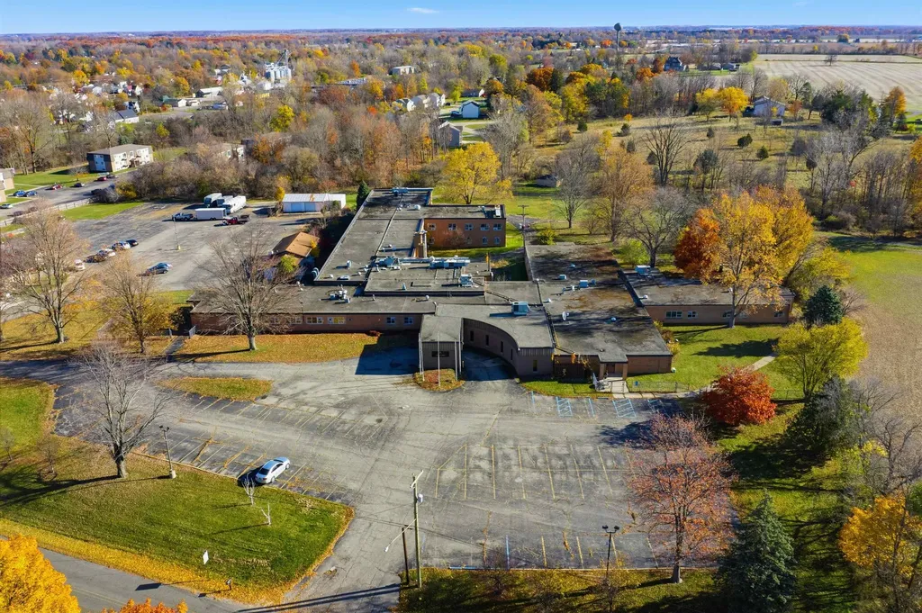 729 S Norton Street Corunna City MI 48817