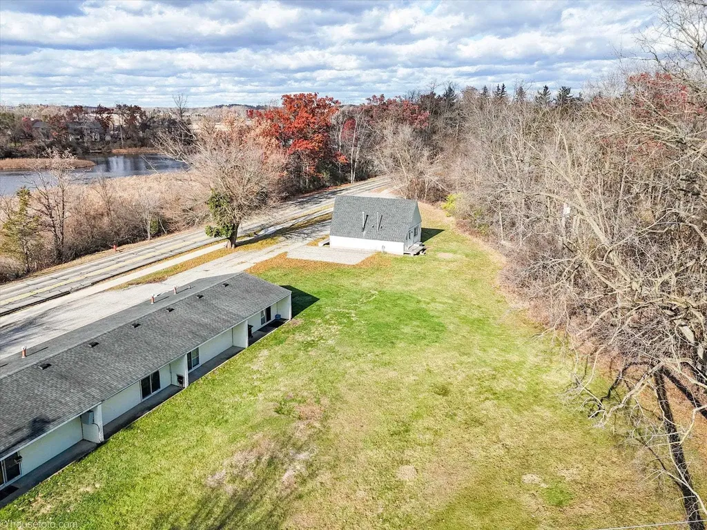 660 Flint Road Brighton City MI 48116
