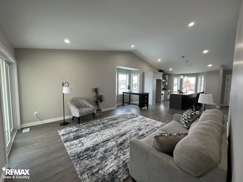 1473 Mallard Circle Owosso City MI 48867