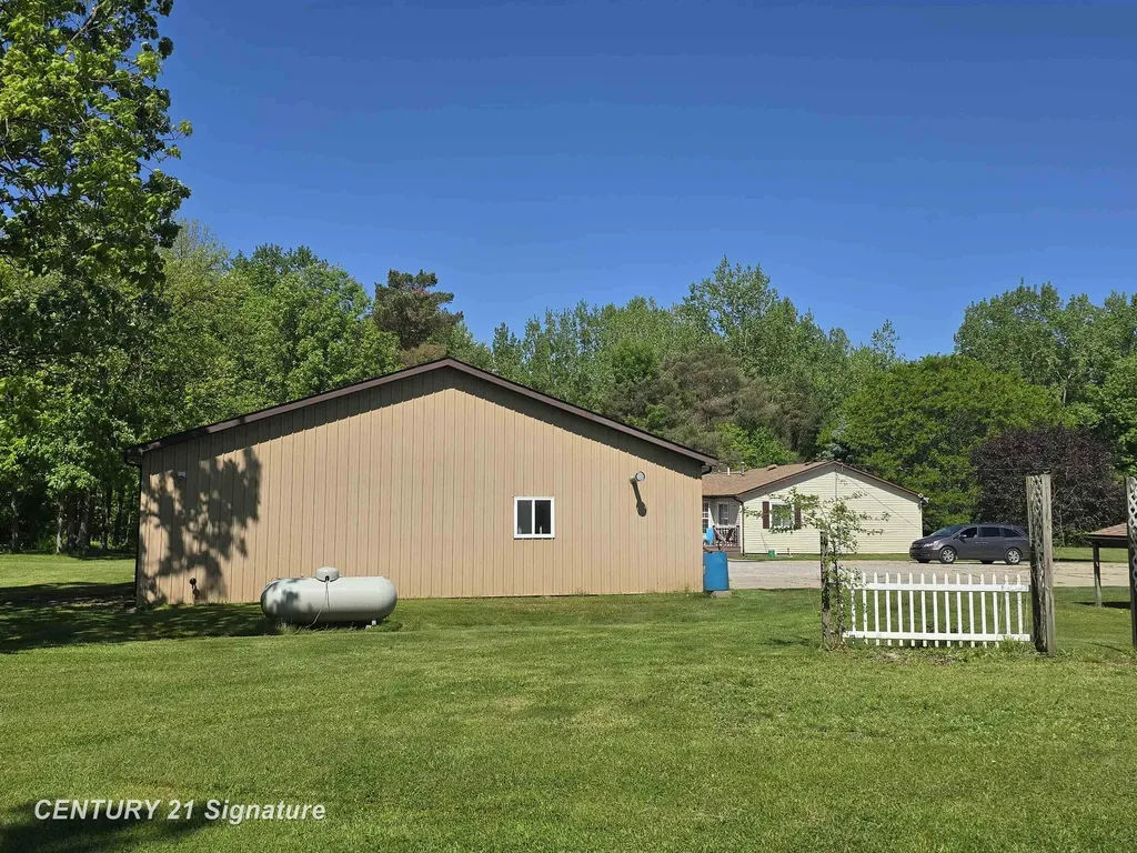 1162 E Farrand Road Thetford Township MI 48420