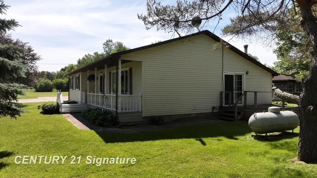 1162 E Farrand Road Thetford Township MI 48420