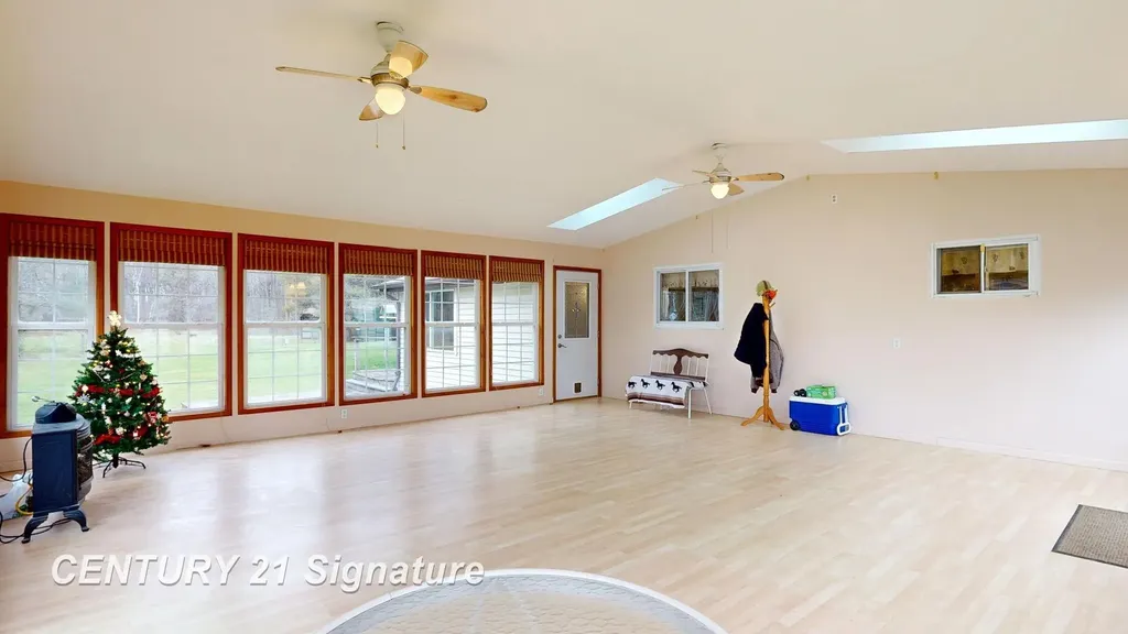 1162 E Farrand Road Thetford Township MI 48420