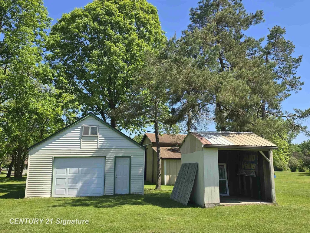 1162 E Farrand Road Thetford Township MI 48420