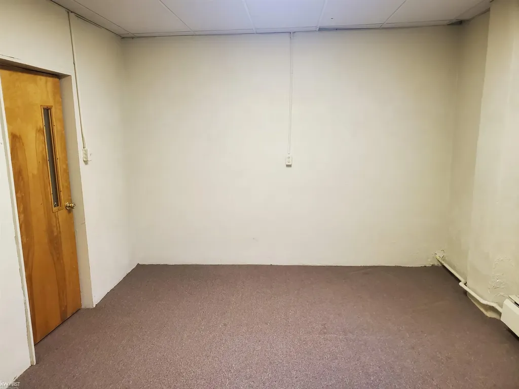 3450 Larchmont Avenue Flint Charter Township MI 48532