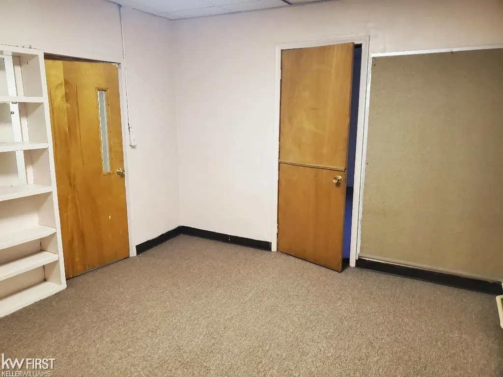 3450 Larchmont Avenue Flint Charter Township MI 48532