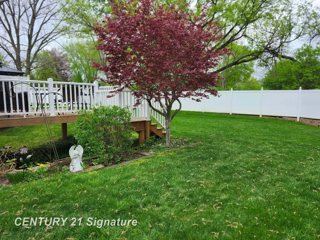 241 Aberdeen Court Flushing City MI 48433