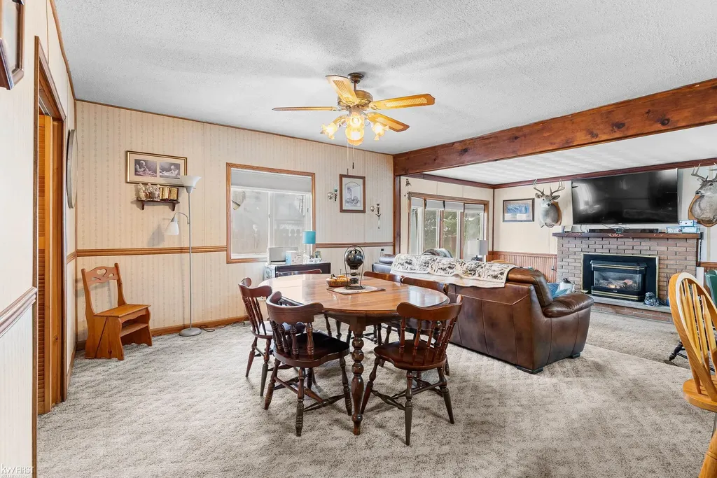 10528 Lake Shore Drive Tyrone Township MI 48430