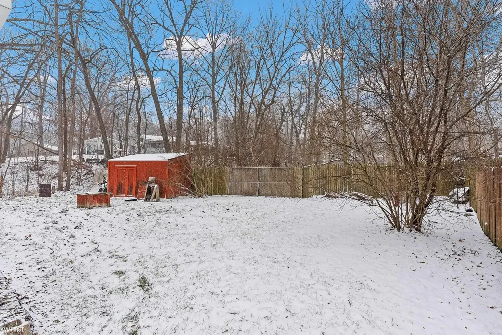 10528 Lake Shore Drive Tyrone Township MI 48430