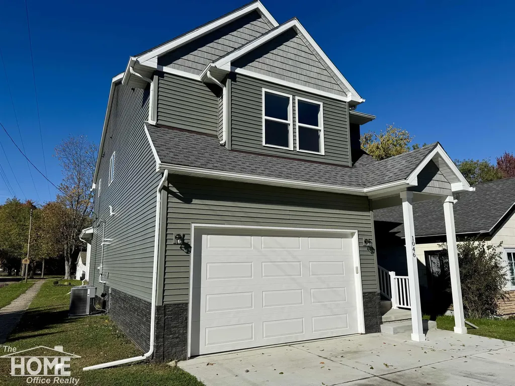 1046 S Pearce Street Owosso City MI 48867