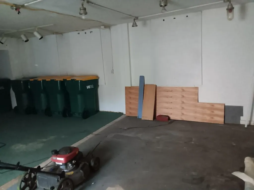 113 N Mckinley Road Flushing City MI 48433
