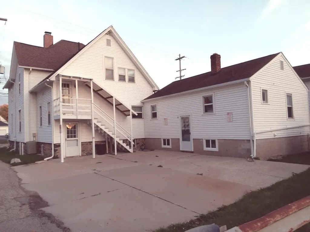 113 N Mckinley Road Flushing City MI 48433