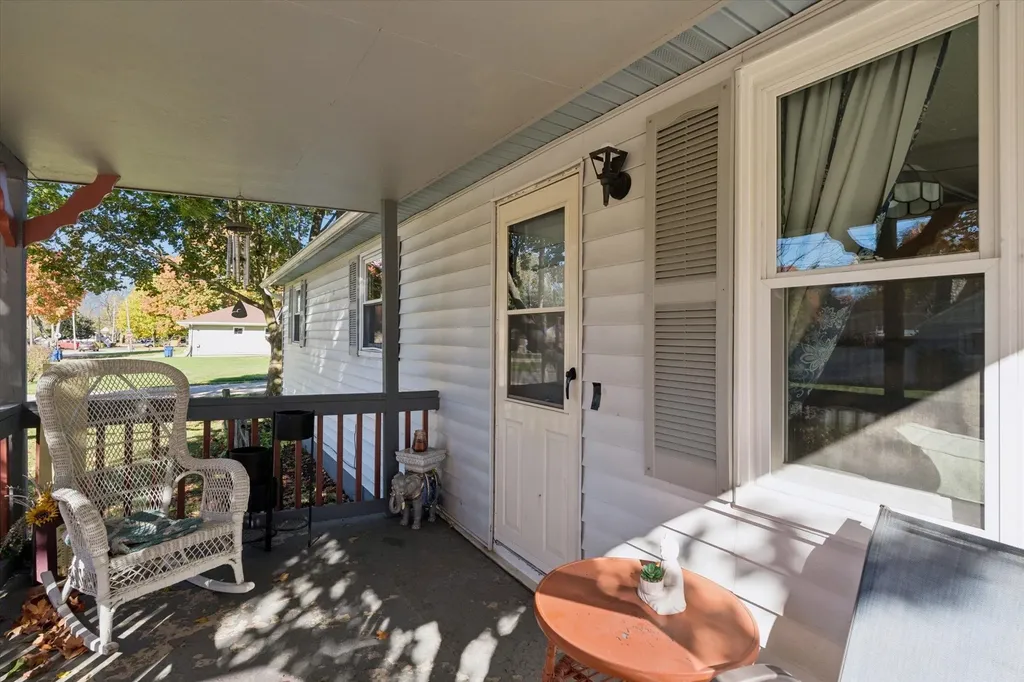 224 W Mcneil Street Corunna City MI 48817