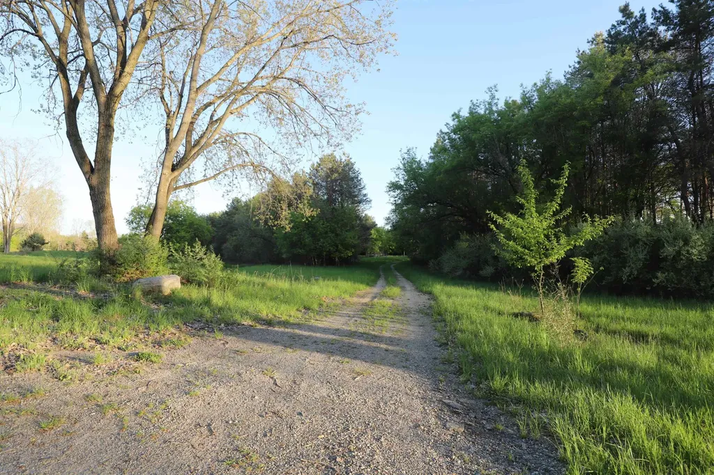 10241 N Mckinley Road Montrose Charter Township MI 48457