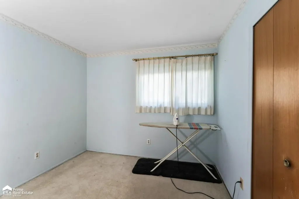 1203 Pickwick Place Flint Charter Township MI 48507