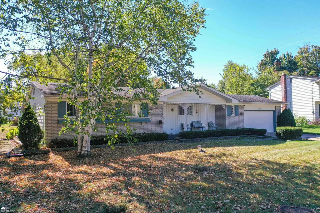 1203 Pickwick Place Flint Charter Township MI 48507
