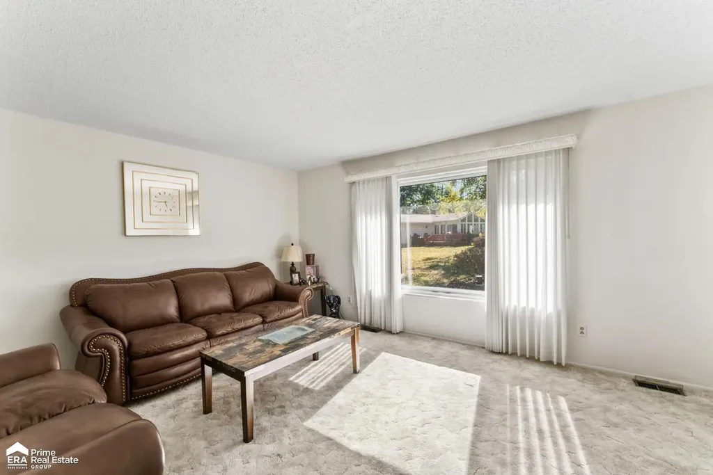 1203 Pickwick Place Flint Charter Township MI 48507