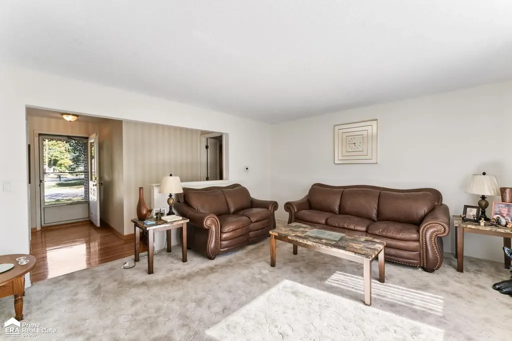 1203 Pickwick Place Flint Charter Township MI 48507