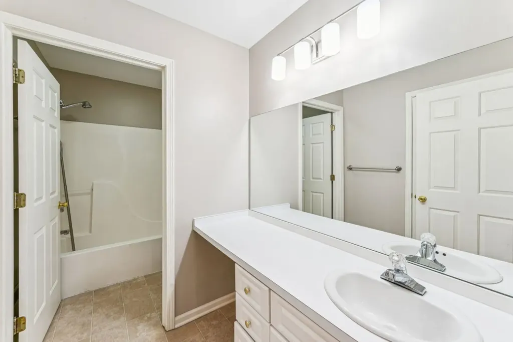 10174 Sunrise Drive Grand Blanc Charter Township MI 48439