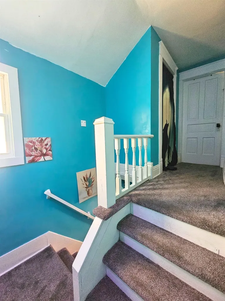204 W Pine Street Elsie Village MI 48831
