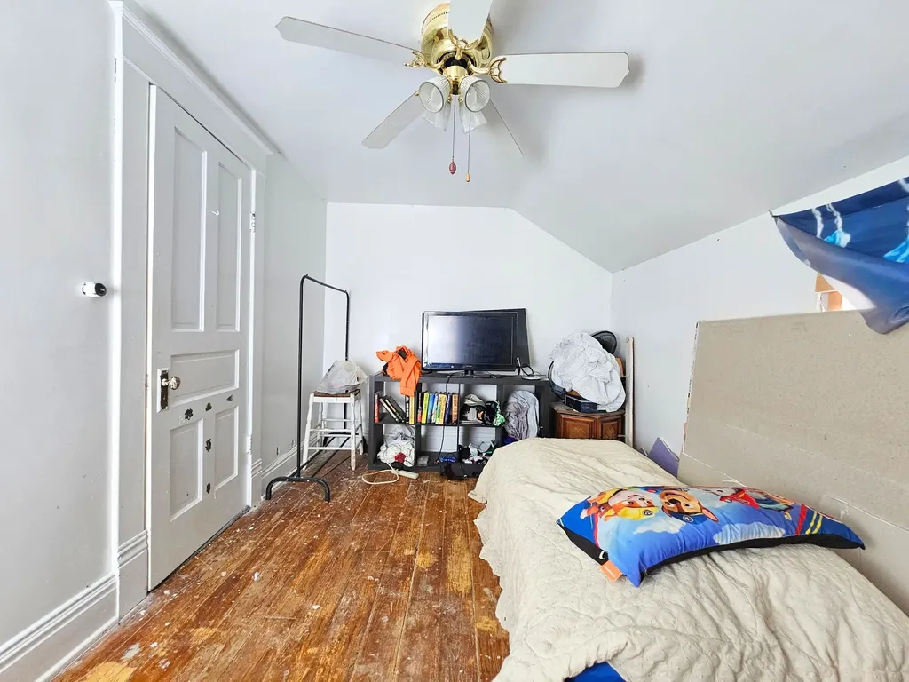 204 W Pine Street Elsie Village MI 48831