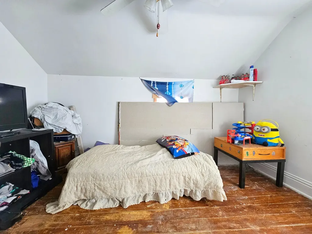 204 W Pine Street Elsie Village MI 48831