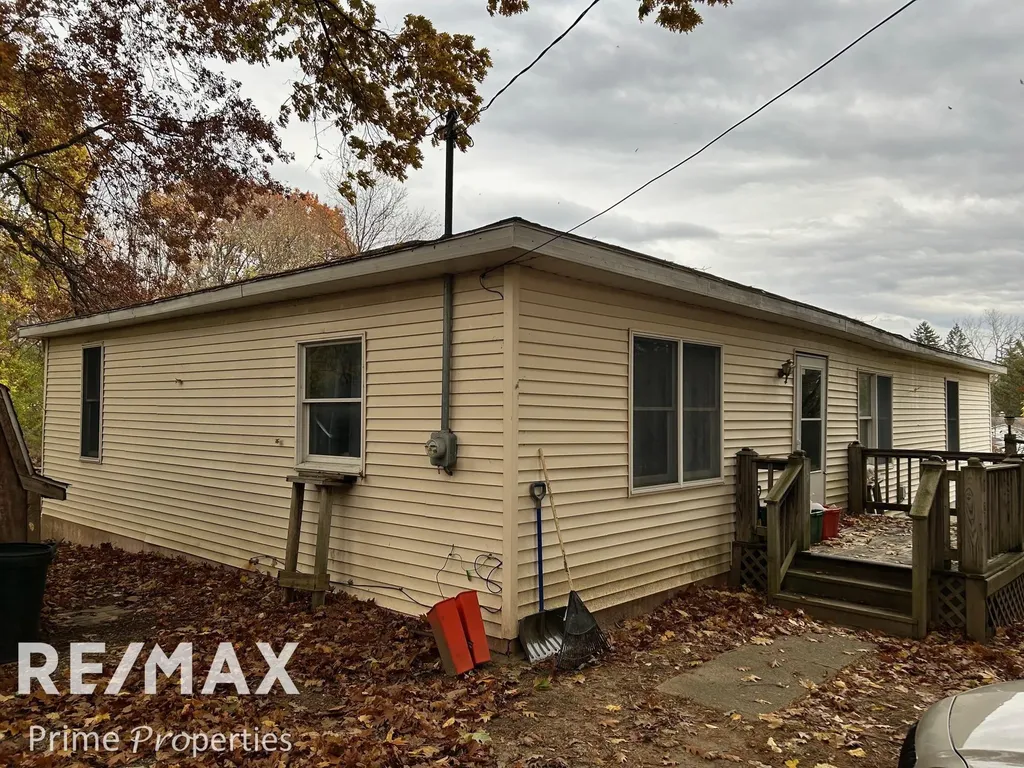 7152 Russell Street Genesee Charter Township MI 48437