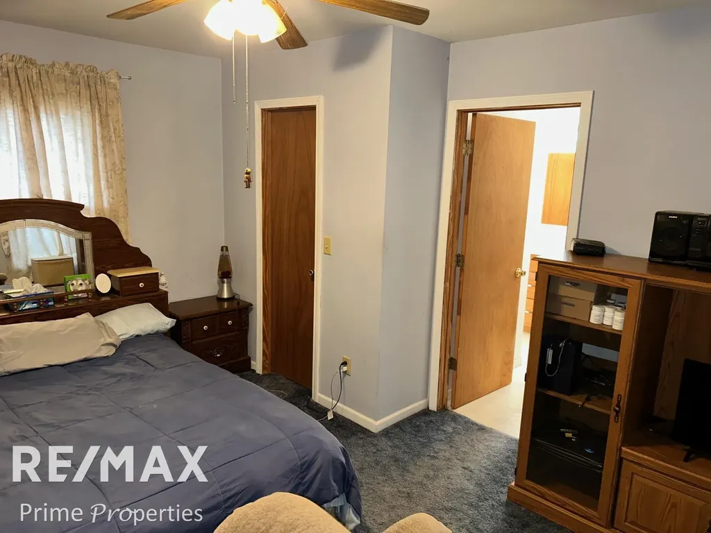 7152 Russell Street Genesee Charter Township MI 48437