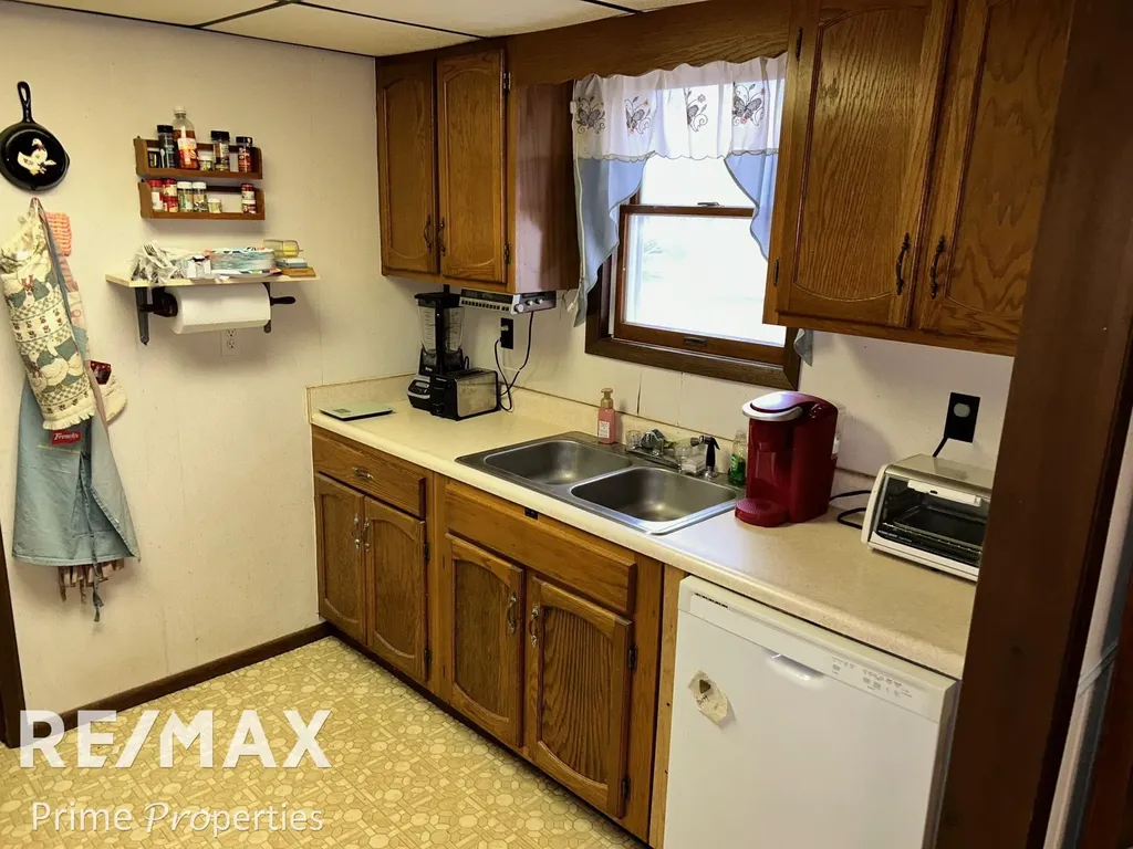 7152 Russell Street Genesee Charter Township MI 48437