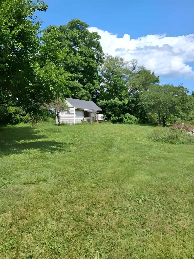 12160 Neff Road Vienna Charter Township MI 48420