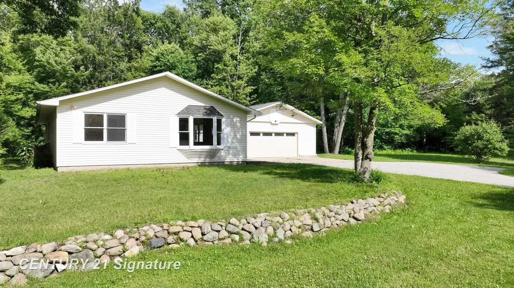 10293 Carr Road St. Charles Township MI 48655