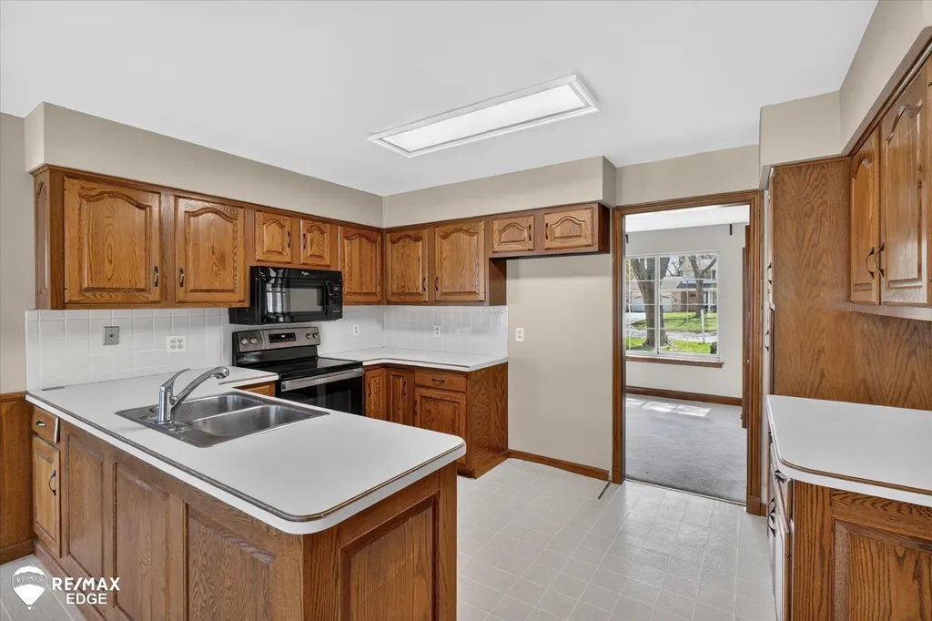 8454 Wesley Drive Flushing Charter Township MI 48433